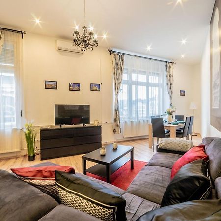 Real Apartments Anker Budapest Bagian luar foto