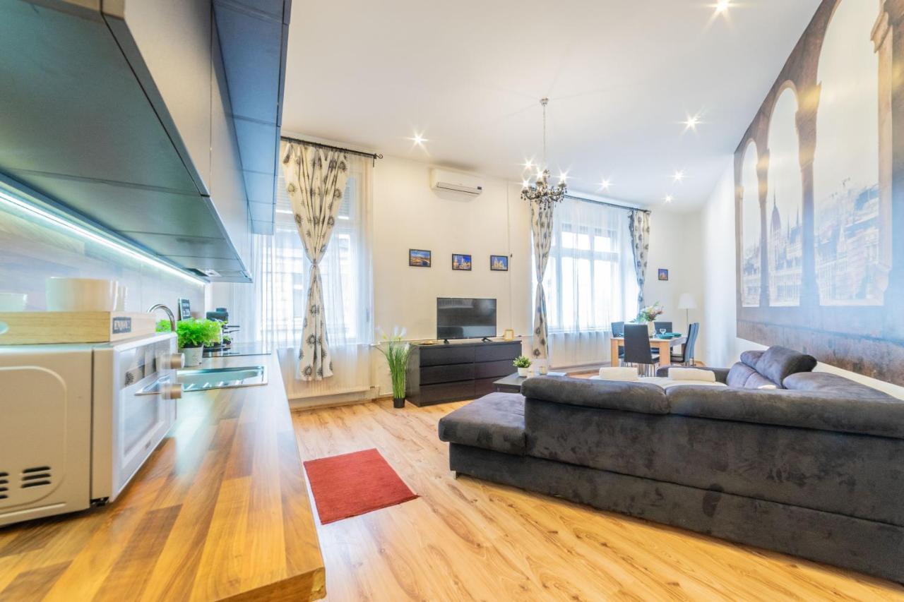 Real Apartments Anker Budapest Bagian luar foto