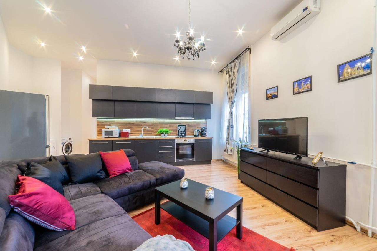 Real Apartments Anker Budapest Bagian luar foto