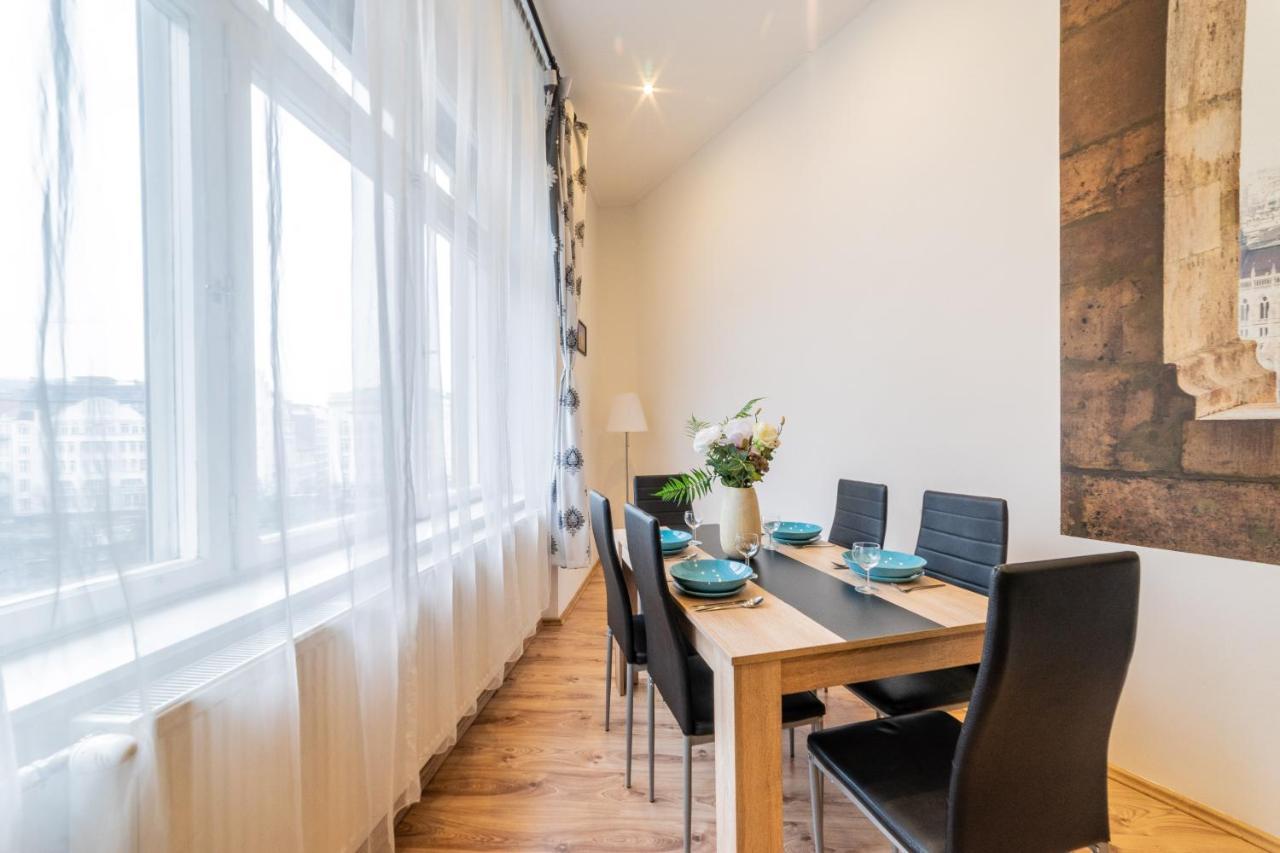 Real Apartments Anker Budapest Bagian luar foto