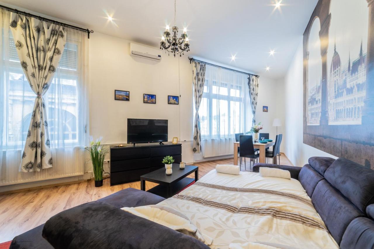Real Apartments Anker Budapest Bagian luar foto