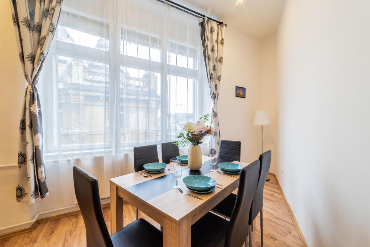 Real Apartments Anker Budapest Bagian luar foto